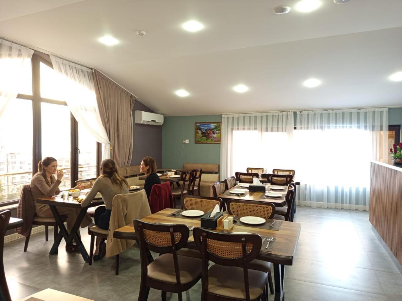 Royal Meridien Hotel Baku Ngoại thất bức ảnh